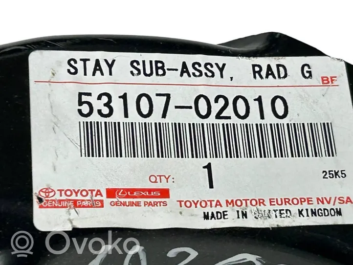 Toyota Auris E180 Jäähdyttimen kehyksen suojapaneelin kiinnike 5310702010