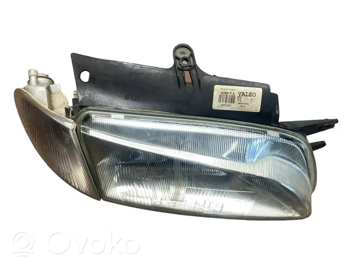 Peugeot Partner Phare frontale 9621302580