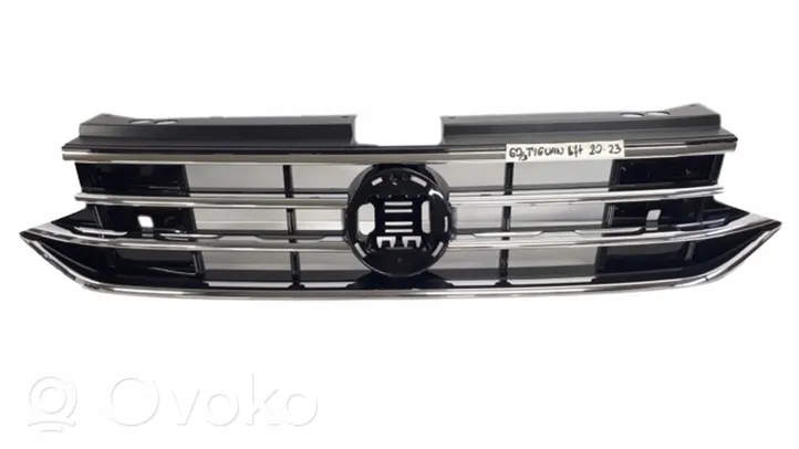 Volkswagen Tiguan Grille calandre supérieure de pare-chocs avant 5NA853651BE