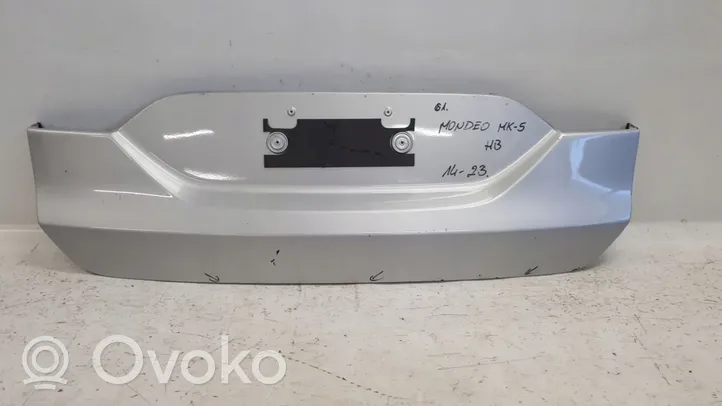 Ford Mondeo MK V Tailgate trim DS73F423A40