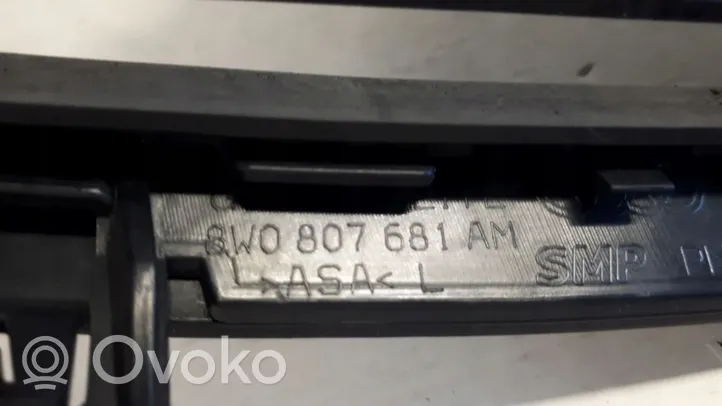 Audi A4 S4 B9 8W Etupuskurin alempi jäähdytinsäleikkö 8W0807681