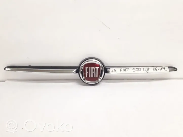 Fiat 500 Grille de calandre avant 