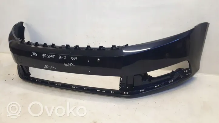 Volkswagen PASSAT B7 Front bumper 