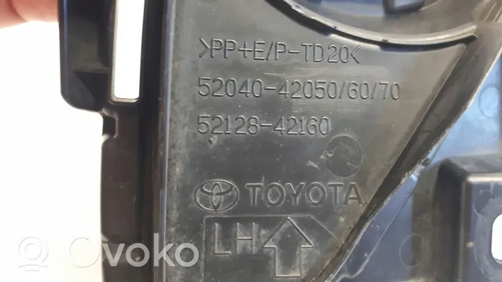 Toyota RAV 4 (XA40) Декоративная решётка противотуманной фары 5204042050