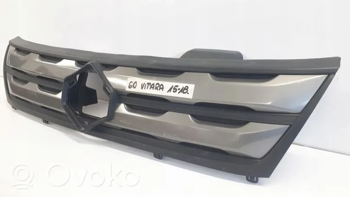 Suzuki Vitara (LY) Grille calandre supérieure de pare-chocs avant 7211160R0