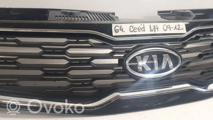 KIA Ceed Front bumper upper radiator grill 863511H700