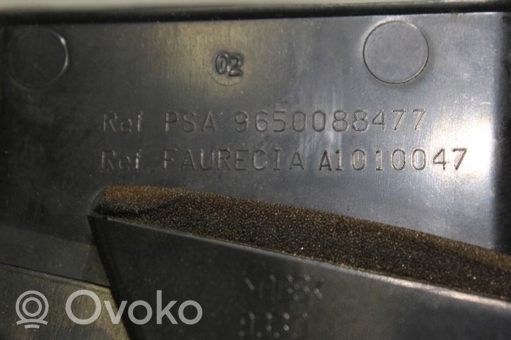 Peugeot 207 Copertura griglia di ventilazione laterale cruscotto 9650088477