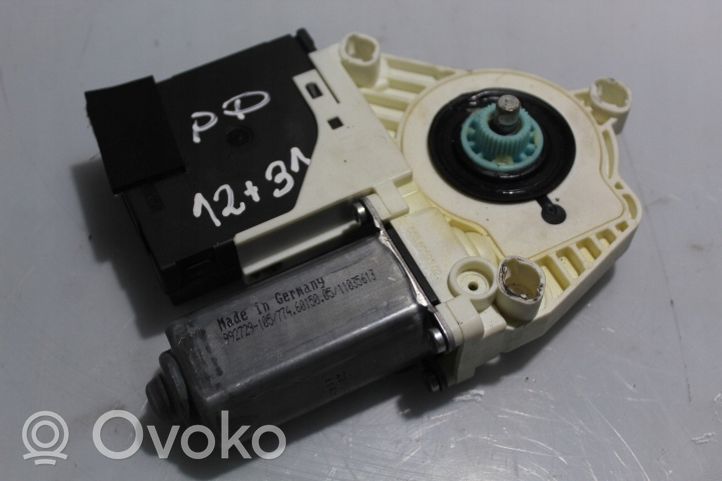 Volkswagen Golf V Moteur de lève-vitre de porte avant 1K0959792