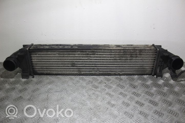 Volvo XC70 Chłodnica powietrza doładowującego / Intercooler 880691L