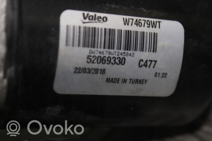 Fiat Tipo Silniczek wycieraczek szyby przedniej / czołowej 52069330