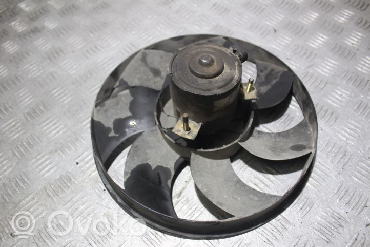 Fiat Punto (176) Ventilatore di raffreddamento elettrico del radiatore 