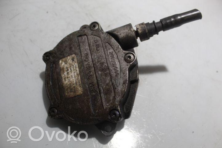 Mercedes-Benz A W169 Alipainepumppu 6402300365