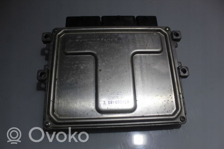 Renault Clio IV Komputer / Sterownik ECU silnika 237105499R