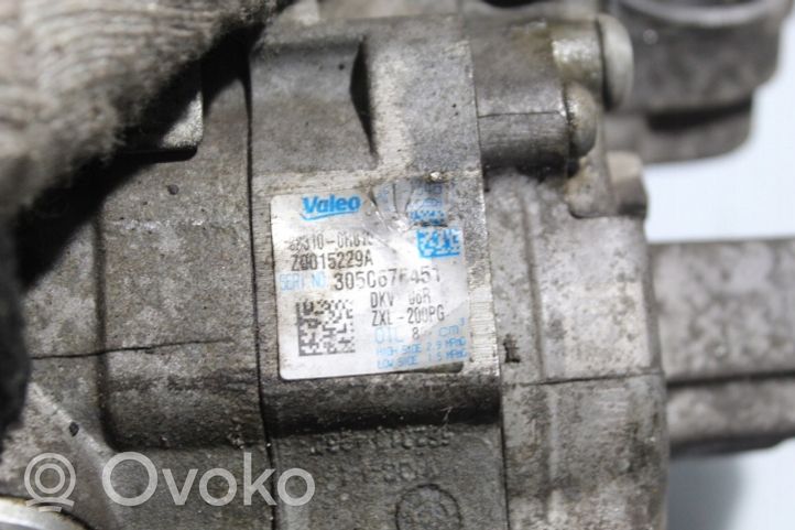 Toyota Aygo AB10 Ilmastointilaitteen kompressorin pumppu (A/C) Z0015229A