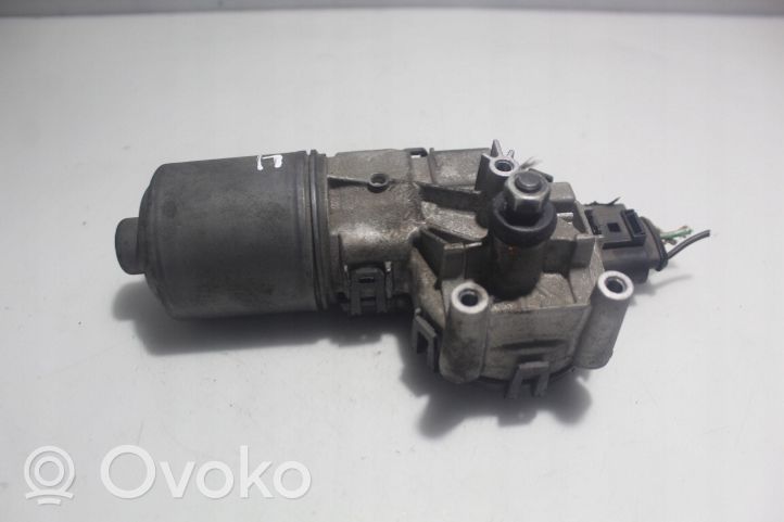 Ford Focus C-MAX Pyyhkimen moottori 0390241724