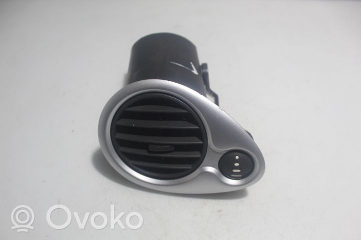 Renault Clio III Copertura griglia di ventilazione laterale cruscotto 