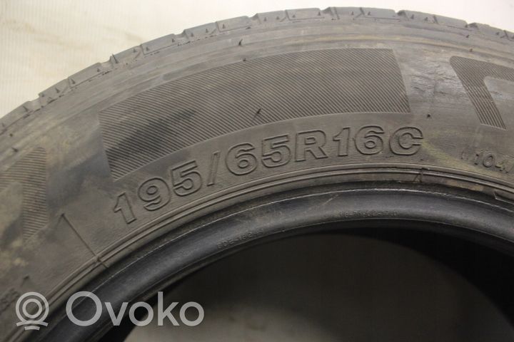 Volkswagen PASSAT B6 R16 summer tire 