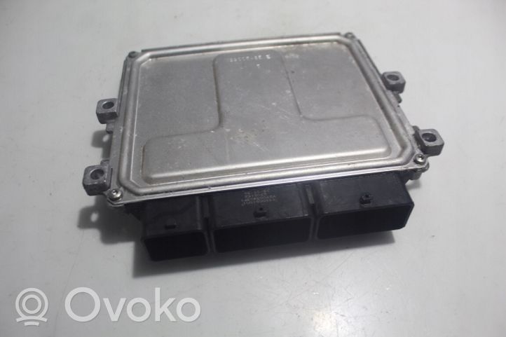 Renault Clio IV Komputer / Sterownik ECU silnika 