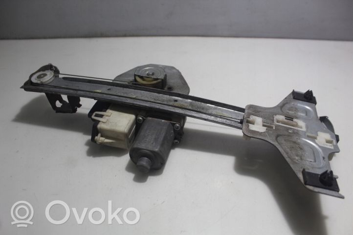 Citroen C4 I Rear window lifting mechanism without motor 