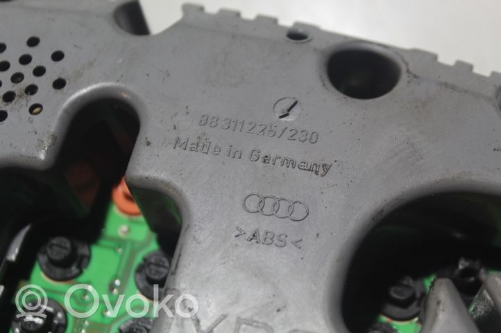 Audi A4 S4 B5 8D Orologio 