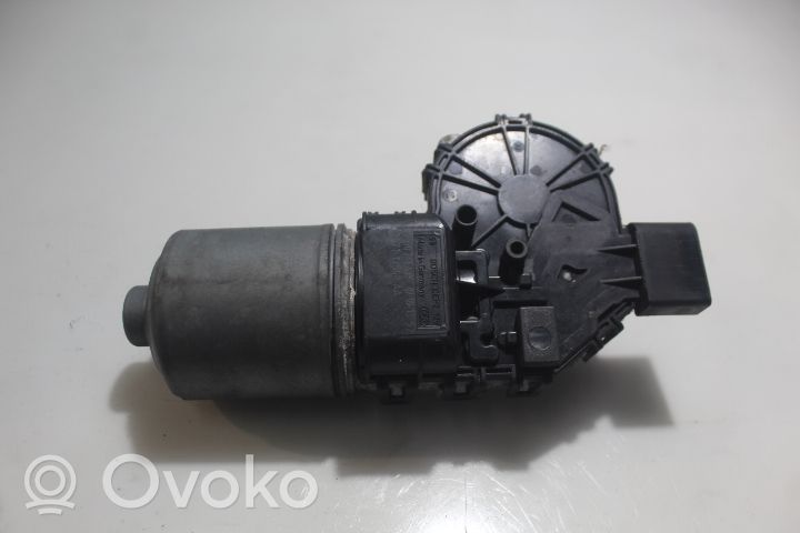 Ford Mondeo MK IV Pyyhkimen moottori 0390241633