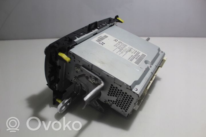 Toyota Yaris Radion/GPS-laitteen pääyksikön kehys 138000-5020101