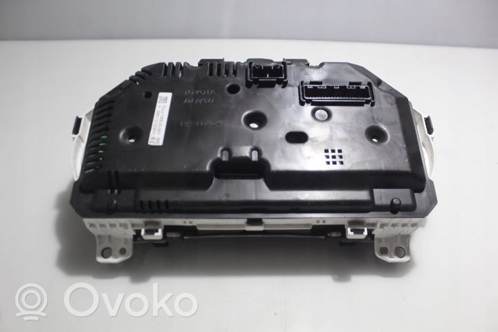 Toyota Yaris Horloge MB157560-7773