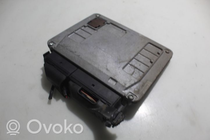 Volkswagen Polo Unité de commande, module ECU de moteur 5WP4012405