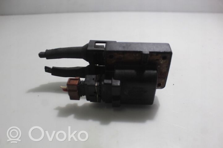 Volvo S40, V40 Bobine d'allumage haute tension 2526051A