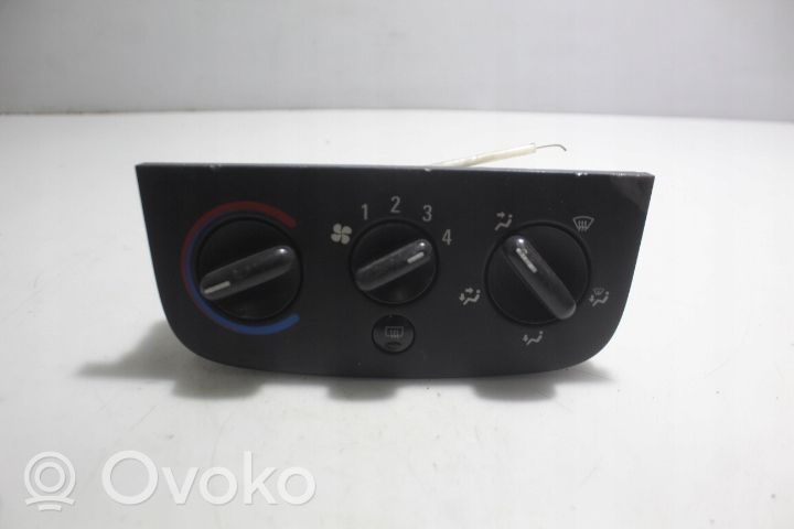 Opel Corsa C Interrupteur ventilateur 