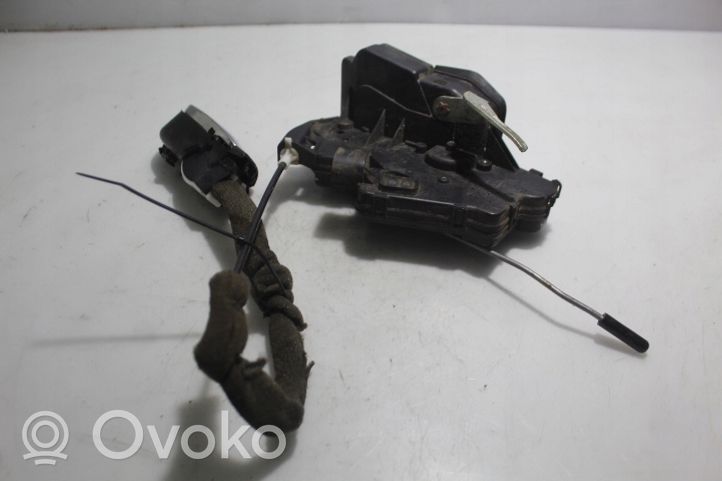 BMW 3 E46 Front door lock 