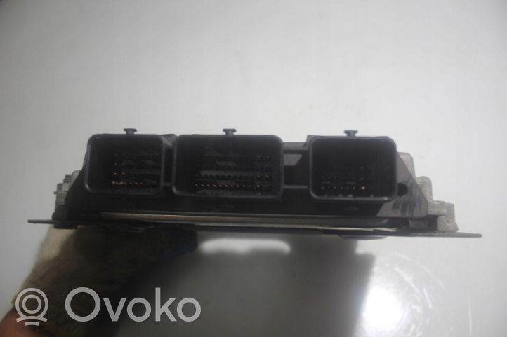 Citroen C4 I Unité de commande, module ECU de moteur 