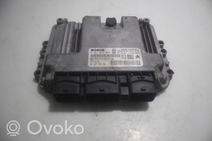 Peugeot 207 Motorsteuergerät ECU 0281013868