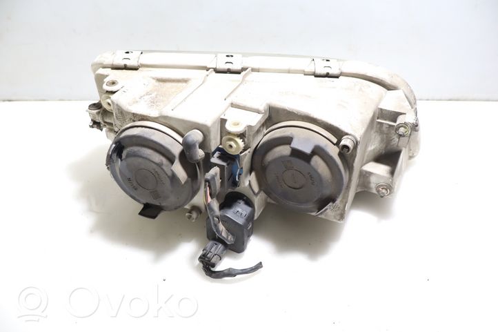 Volvo S40, V40 Lampa przednia 