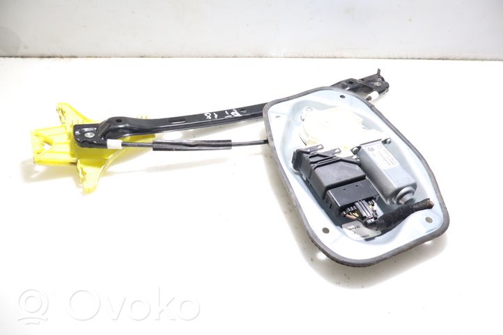 Volkswagen Jetta V Rear window lifting mechanism without motor 