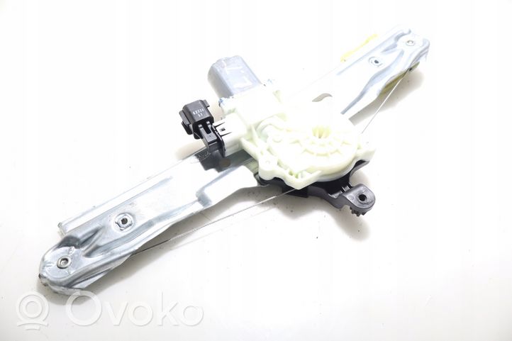 Ford Focus Rear window lifting mechanism without motor 