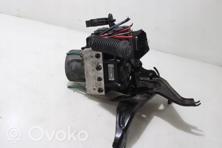 Opel Corsa C ABS-pumppu 0265231583