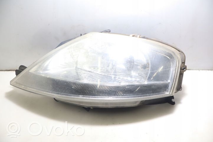 Citroen C3 Lampa przednia 