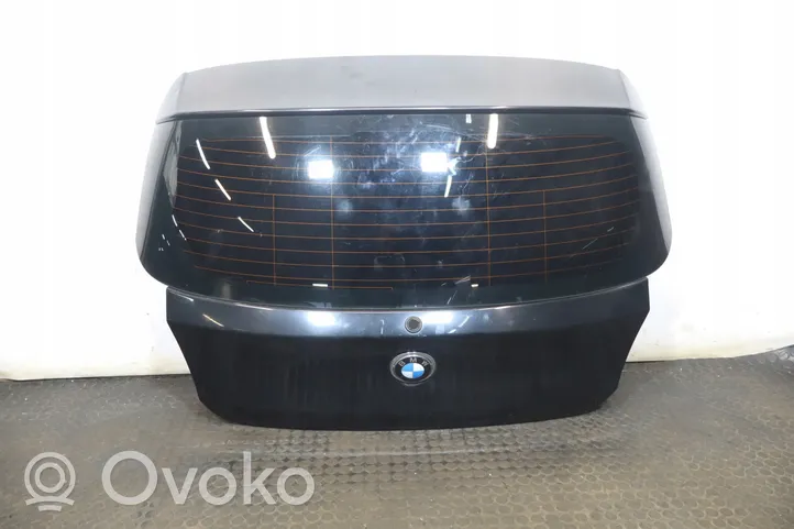 BMW 1 E81 E87 Lava-auton perälauta 