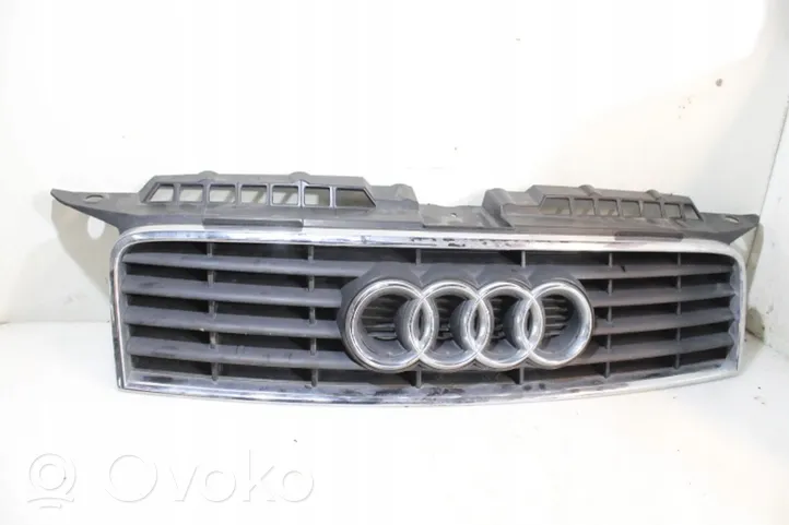 Audi A3 S3 8P Atrapa chłodnicy / Grill 