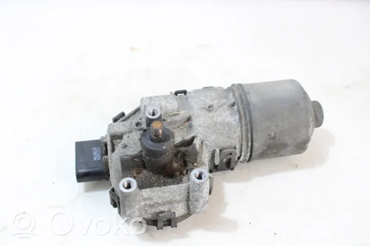 Ford Focus Moteur d'essuie-glace 0390241731