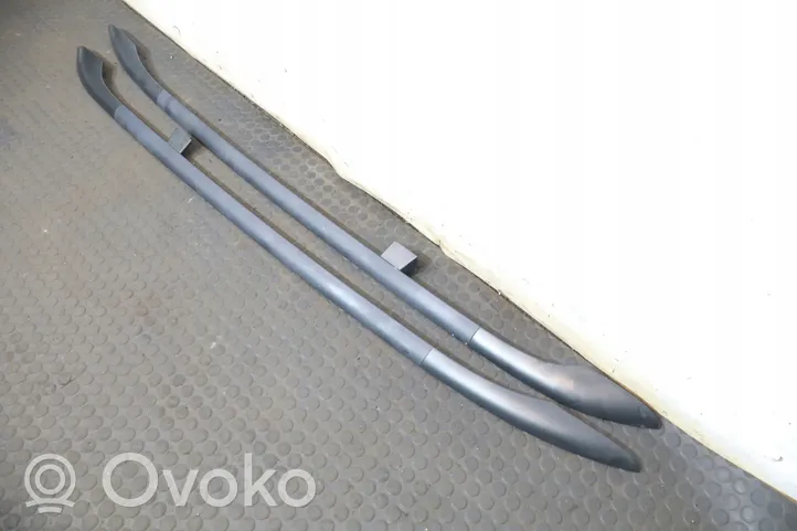 Skoda Octavia Mk2 (1Z) Barre trasversali porta tutto su “corna” 
