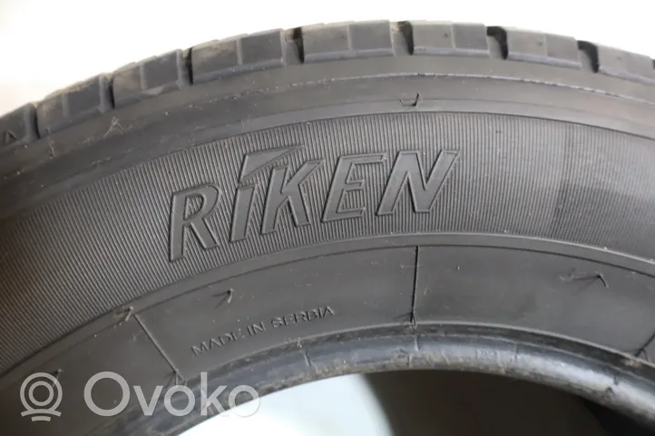 Volkswagen Crafter R16 summer tire 