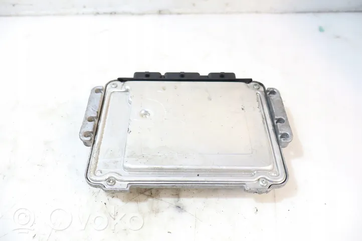 Renault Megane II Komputer / Sterownik ECU silnika 0281011776