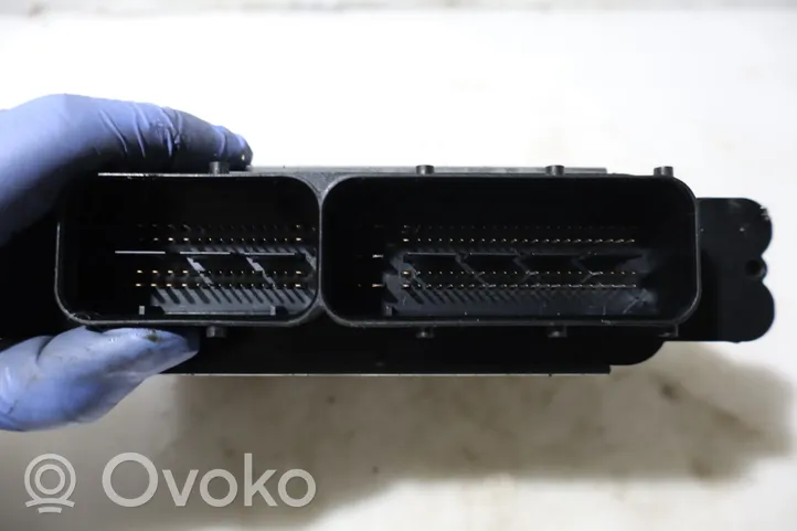 Skoda Fabia Mk3 (NJ) Komputer / Sterownik ECU silnika 0261S09531