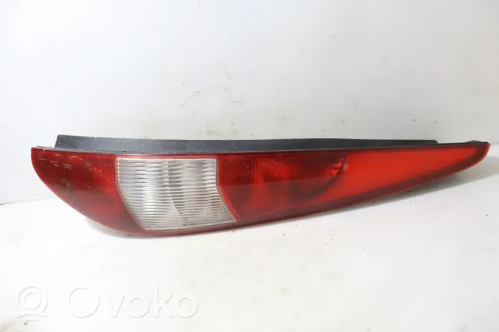 Ford Mondeo Mk III Lampa tylna 