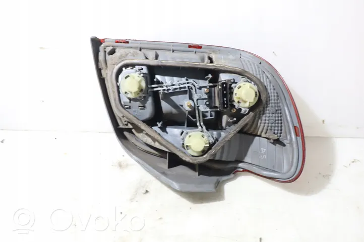 Toyota Yaris Verso Lampa tylna 