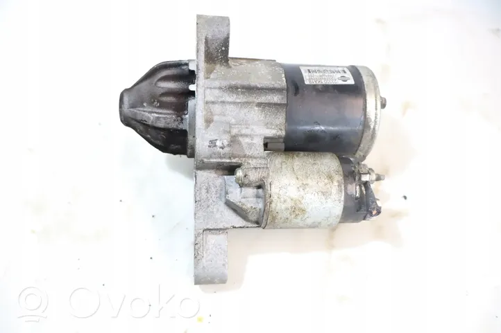 Nissan Juke I F15 Starter motor 