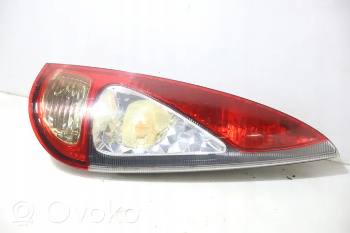 Toyota Yaris Verso Lampa tylna 