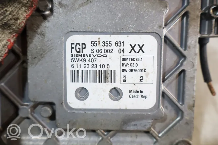 Opel Vectra C Unidad de control/módulo ECU del motor 55355631